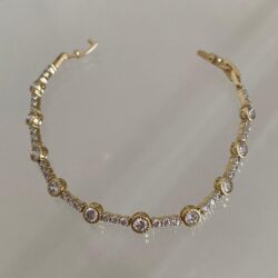 Sıralı Yuvarlak Pırlanta Görünümlü Bileklik