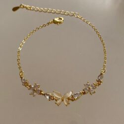 Sedef Görünümlü Kelebek Detaylı Bileklik