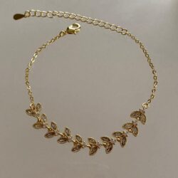 Yaprak Motifli İnce Arrowline Bileklik