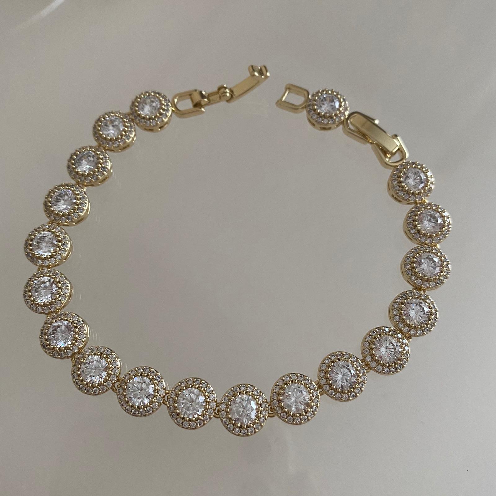 Tam Tur Halo Model Bileklik