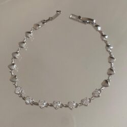 Kalp Taş Detaylı Gümüş Bileklik