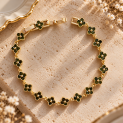Esmeralda Zümrüt Taşlı Yonca Bileklik - Roselora 14K Gold Kaplama Xuping Bileklik